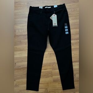 Levis women's pants